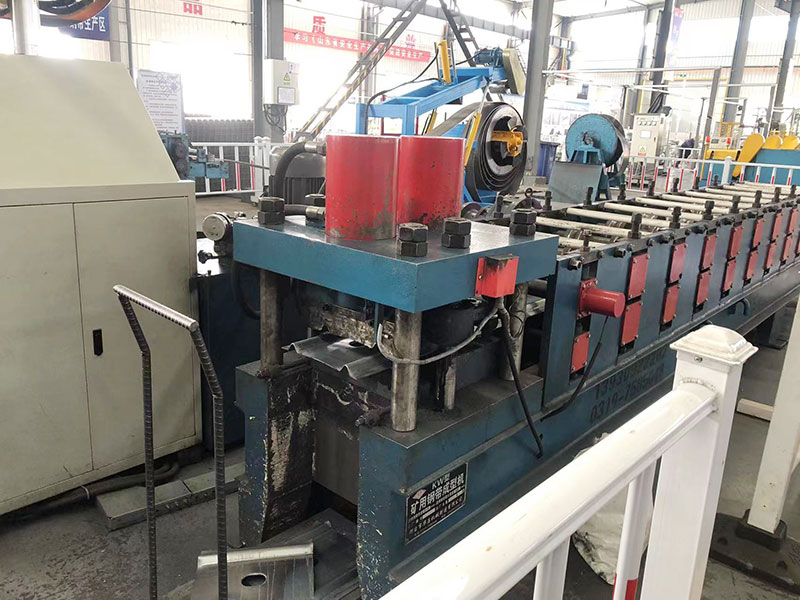 設(shè)備生產(chǎn)線