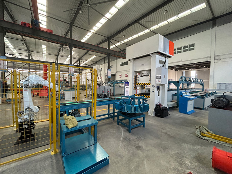 500T托盤生產(chǎn)線